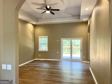 Living - 599 Chambers Rd, Commerce, GA 30530 photo 5 of 7