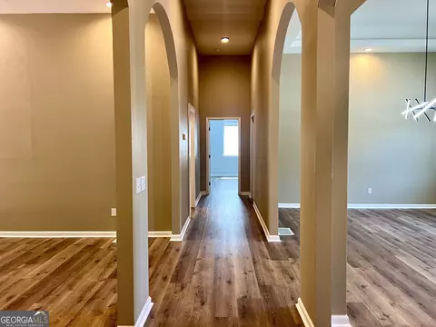 Entry Way - 599 Chambers Rd, Commerce, GA 30530 photo 4 of 4