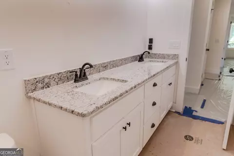 Bath - 632 Campbell Rd, Covington, GA 30014 photo 7 of 7