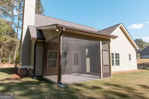 Exterior - 632 Campbell Rd, Covington, GA 30014 photo 7 of 12