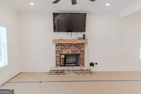 Living - 632 Campbell Rd, Covington, GA 30014 photo 5 of 5
