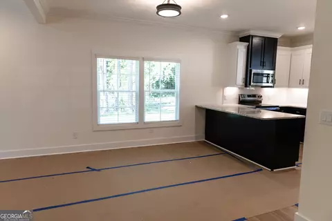 Living - 632 Campbell Rd, Covington, GA 30014 photo 2 of 5