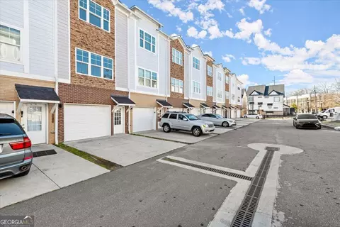 2017 Ocean Dr, Atlanta, GA 30318