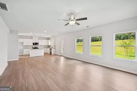 Living - 11817 Neely Ln, Covington, GA 30014 photo 4 of 6