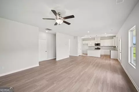 Living - 11817 Neely Ln, Covington, GA 30014 photo 3 of 6