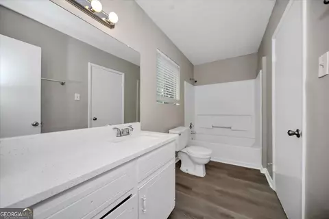 Bath - 139 Caldwell Dr, Hampton, GA 30228 photo 2 of 2