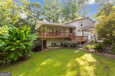 151 Farmington Dr, Woodstock, GA 30188