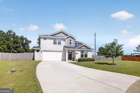 Exterior - 104 Gnome Ct, Perry, GA 31069 photo 2 of 7