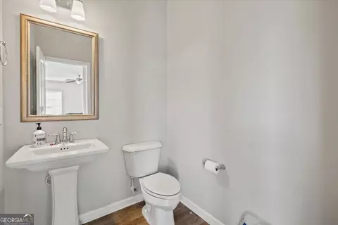Entry Way - 8 Chimney Ct, Savannah, GA 31407 photo 5 of 5