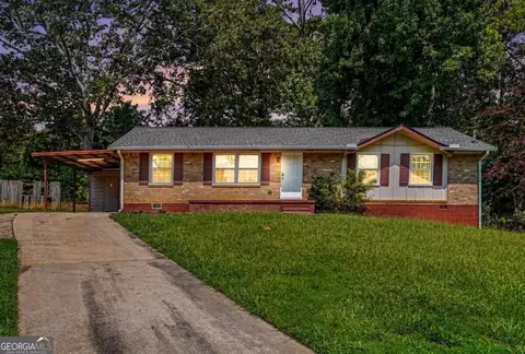 312 W Downing Ct, Jonesboro, GA 30238