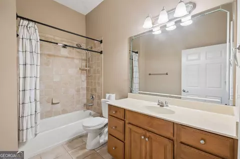 Bath - 3138 Alhambra Cir, Hampton, GA 30228 photo 1 of 3