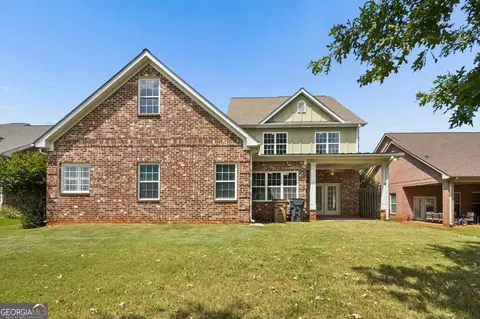 Exterior - 3138 Alhambra Cir, Hampton, GA 30228 photo 12 of 16