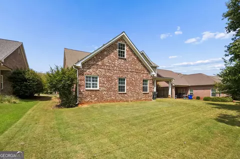 Exterior - 3138 Alhambra Cir, Hampton, GA 30228 photo 13 of 16