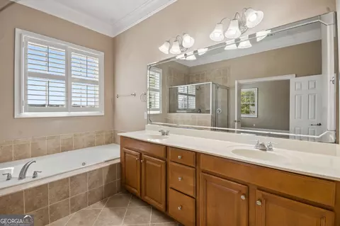 Bath - 3138 Alhambra Cir, Hampton, GA 30228 photo 2 of 3