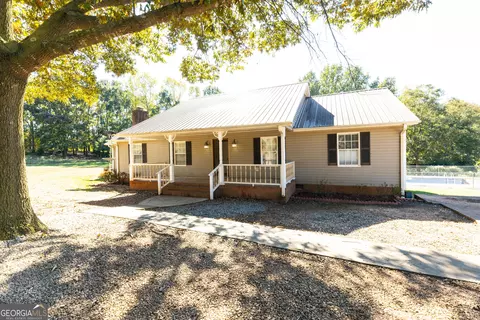 81 Peeples St, Canon, GA 30520
