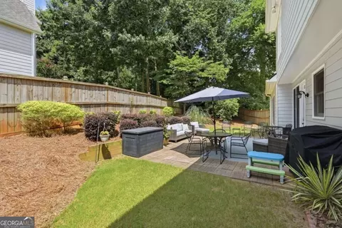 Exterior - 940 River Cove Dr, Dacula, GA 30019 photo 4 of 9