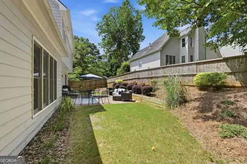 Exterior - 940 River Cove Dr, Dacula, GA 30019 photo 3 of 9