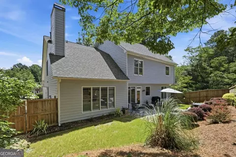 Exterior - 940 River Cove Dr, Dacula, GA 30019 photo 6 of 9