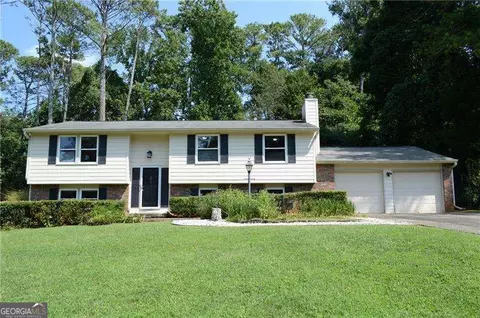 4582 N Landing Way, Marietta, GA 30066