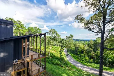 386 Mountain Laurel Rdg, Mineral Bluff, GA 30559