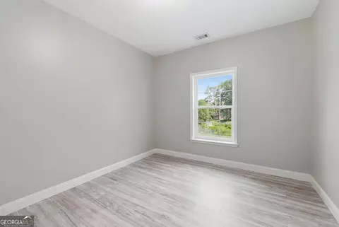 Bedroom - 980 Falls Rd, Toccoa, GA 30577 photo 5 of 11