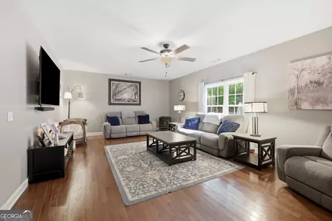 Living - 980 Falls Rd, Toccoa, GA 30577 photo 1 of 1
