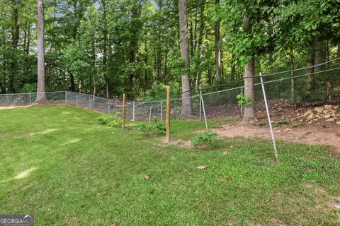 Exterior - 980 Falls Rd, Toccoa, GA 30577 photo 6 of 12