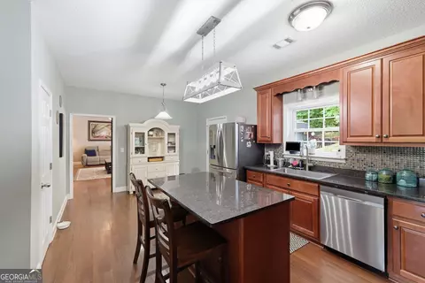 Kitchen - 980 Falls Rd, Toccoa, GA 30577 photo 5 of 5