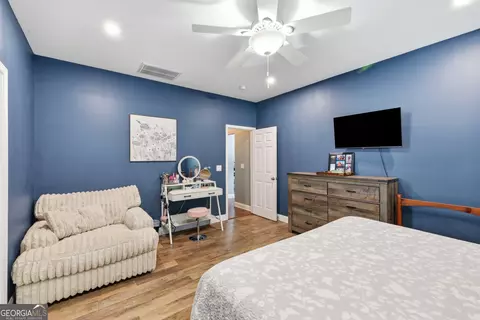 Bedroom - 980 Falls Rd, Toccoa, GA 30577 photo 3 of 11
