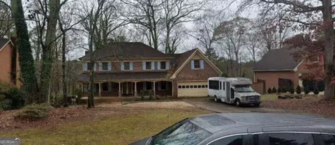 2903 Ravenwolfe Way, Snellville, GA 30039