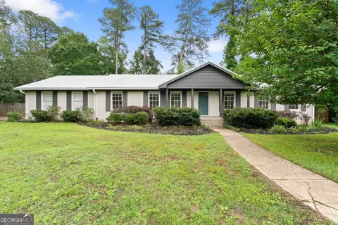 570 Cedar Creek Dr, Athens, GA 30605