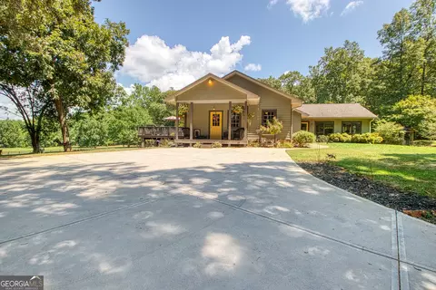792 Fincher Rd, Moreland, GA 30259