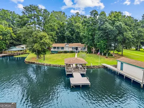 126 Bourbon Pt, Eatonton, GA 31024