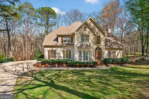 Exterior - 227 Ashford Cir, Lagrange, GA 30240 photo 1 of 13