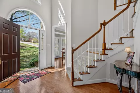Entry Way - 227 Ashford Cir, Lagrange, GA 30240 photo 1 of 6