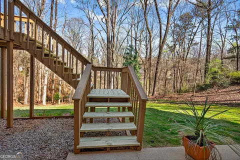 Exterior - 227 Ashford Cir, Lagrange, GA 30240 photo 6 of 13