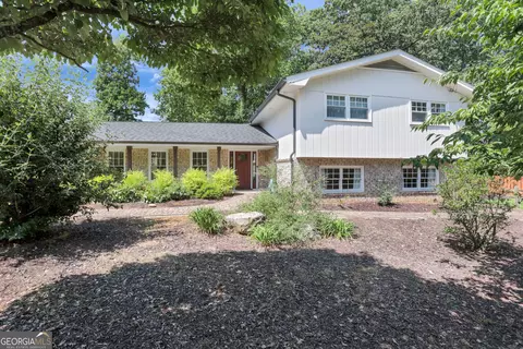 1564 Vernon Way Ct, Dunwoody, GA 30338