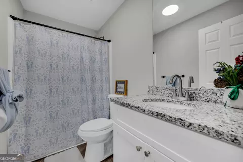 Bath - 71 Adaline Ct, Carnesville, GA 30521 photo 1 of 5