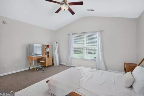 Bedroom - 137 Spring Lakes Dr, Savannah, GA 31407 photo 2 of 7