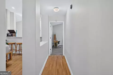 Entry Way - 137 Spring Lakes Dr, Savannah, GA 31407 photo 2 of 4