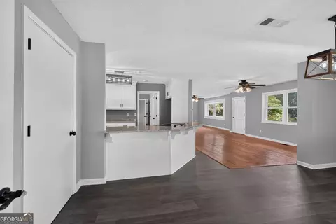 Entry Way - 3141 Highway 172 E, Bowman, GA 30624 photo 1 of 2