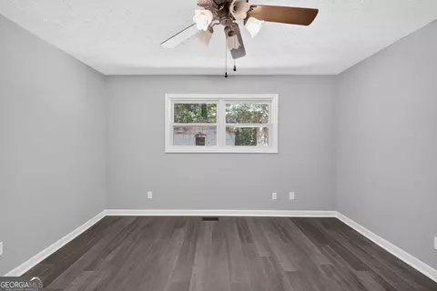 Bedroom - 3141 Highway 172 E, Bowman, GA 30624 photo 4 of 4