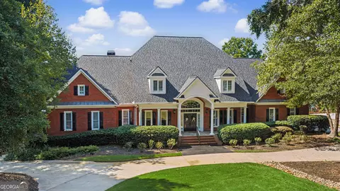 135 Pebble Beach Dr, Fayetteville, GA 30215