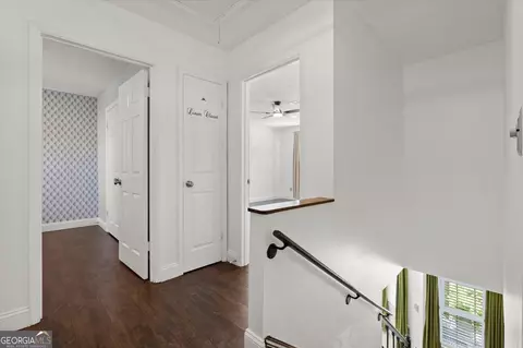 Entry Way - 2431 Stonebridge Ln, Duluth, GA 30096 photo 4 of 5