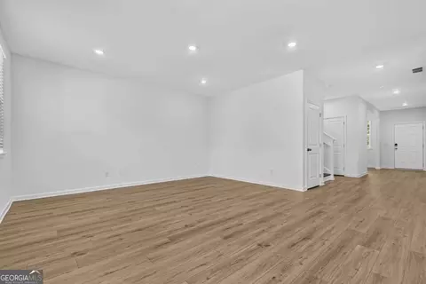 Living - 3458 Chota Ln, Bethlehem, GA 30620 photo 1 of 2