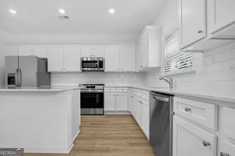 Kitchen - 3458 Chota Ln, Bethlehem, GA 30620 photo 2 of 2