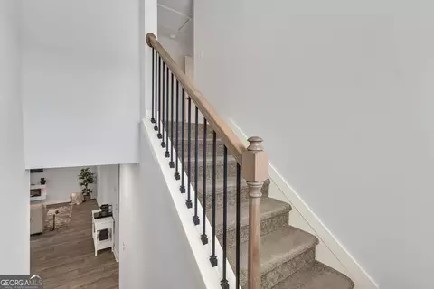 Entry Way - 706 Windstream Dr, Lagrange, GA 30241 photo 2 of 3