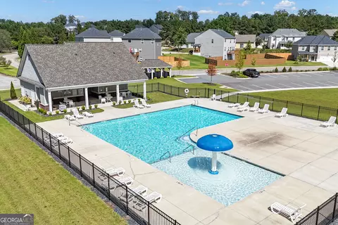 Exterior - 706 Windstream Dr, Lagrange, GA 30241 photo 9 of 11