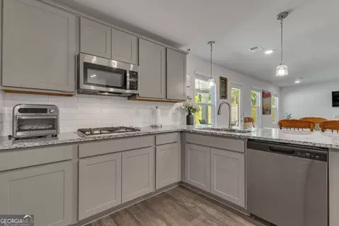 Kitchen - 706 Windstream Dr, Lagrange, GA 30241 photo 3 of 3