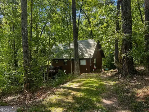 302 Normandy Trl, Lavonia, GA 30553